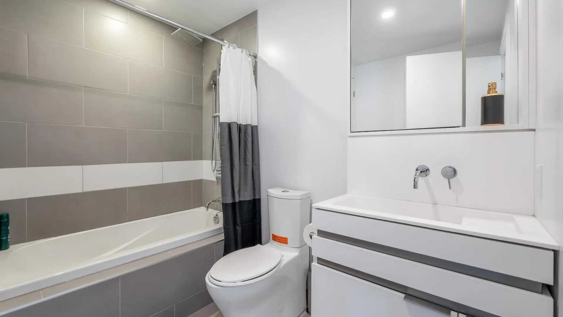 Apartmán Designer 1Br Suite With Cn Tower, Skyline View Toronto Kanada